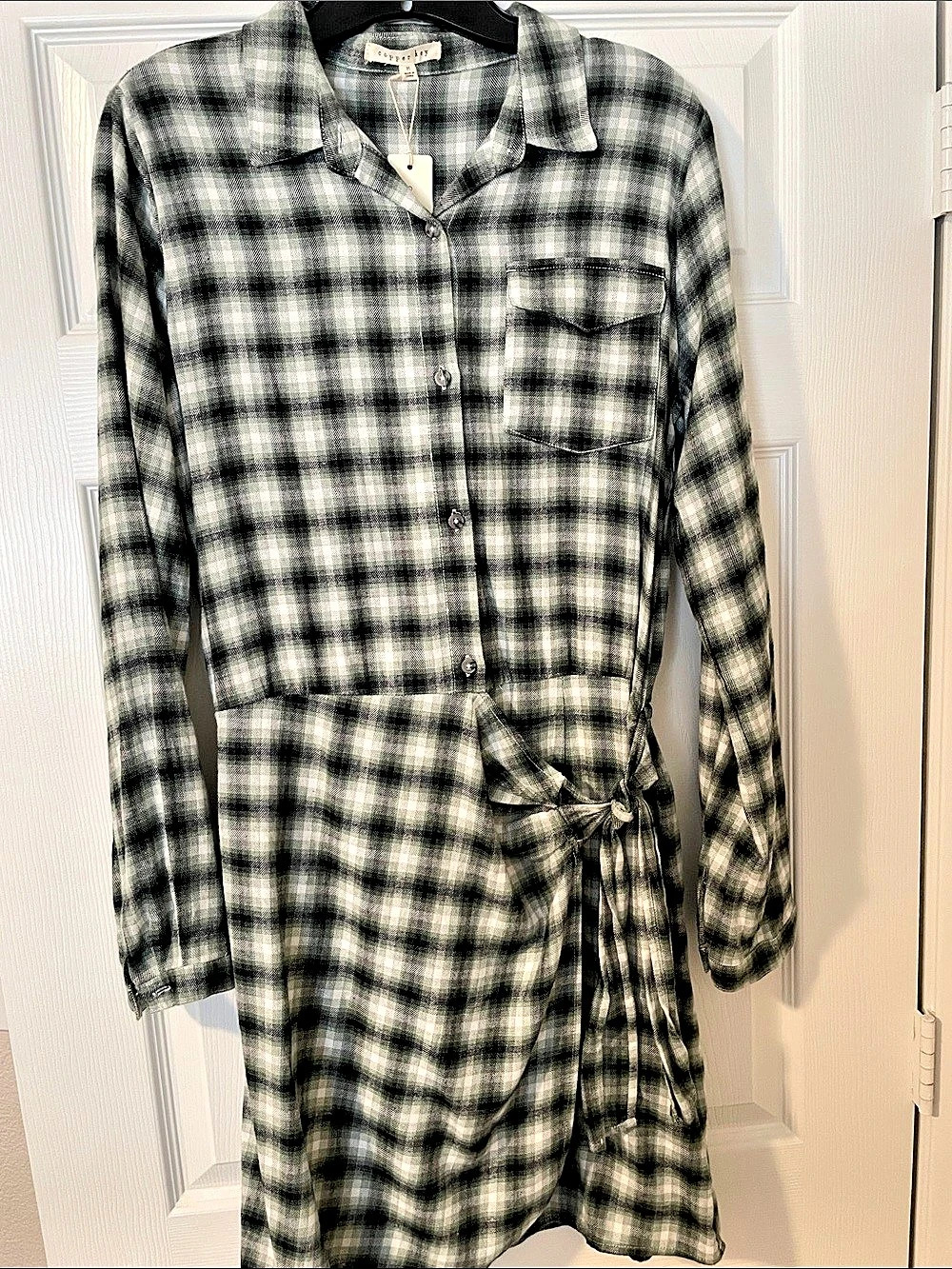 Copper Key Plaid Mini Dress in Gray & White Size Medium NWT